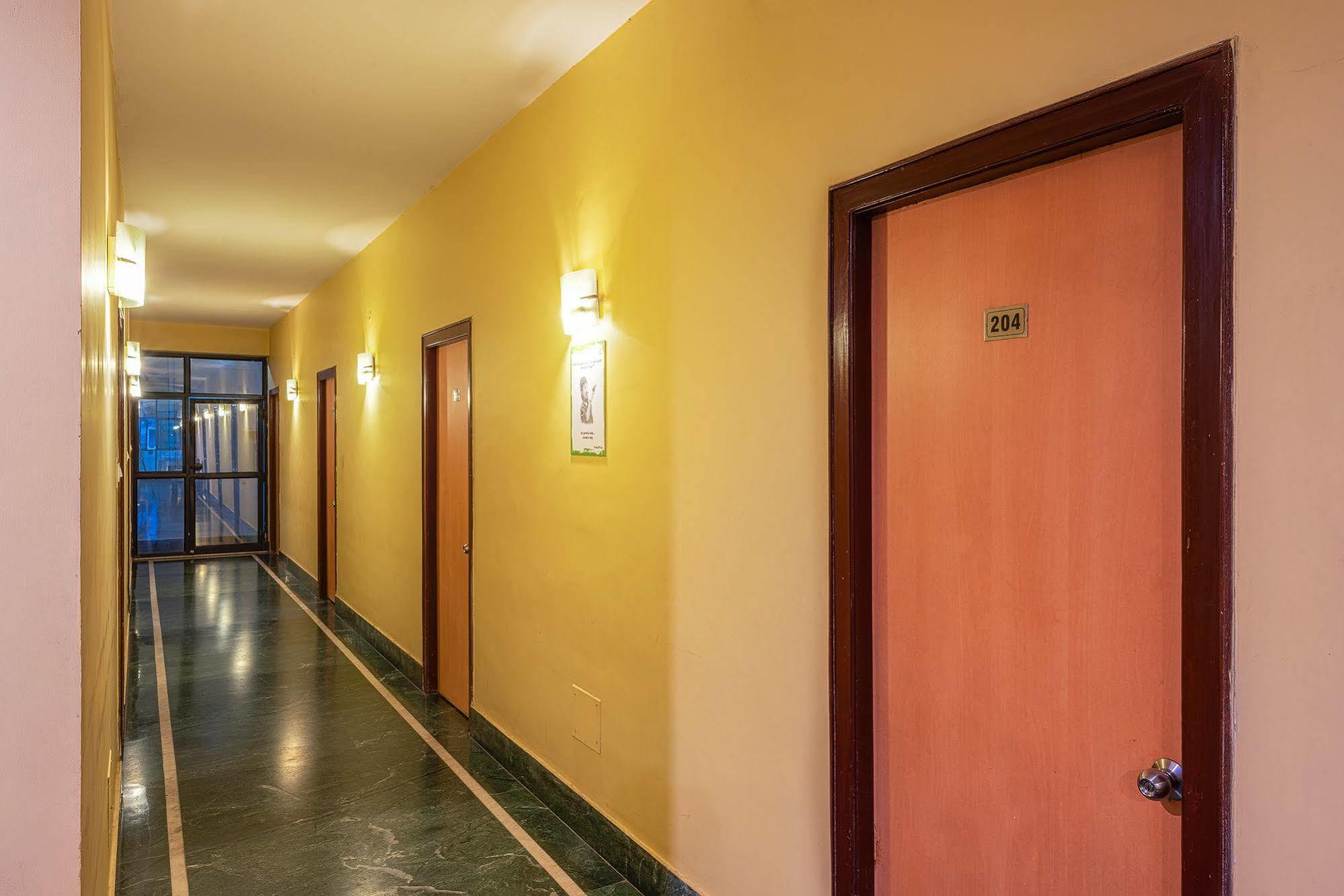 Hotel Saaket Residency Visakhapatnam Eksteriør bilde