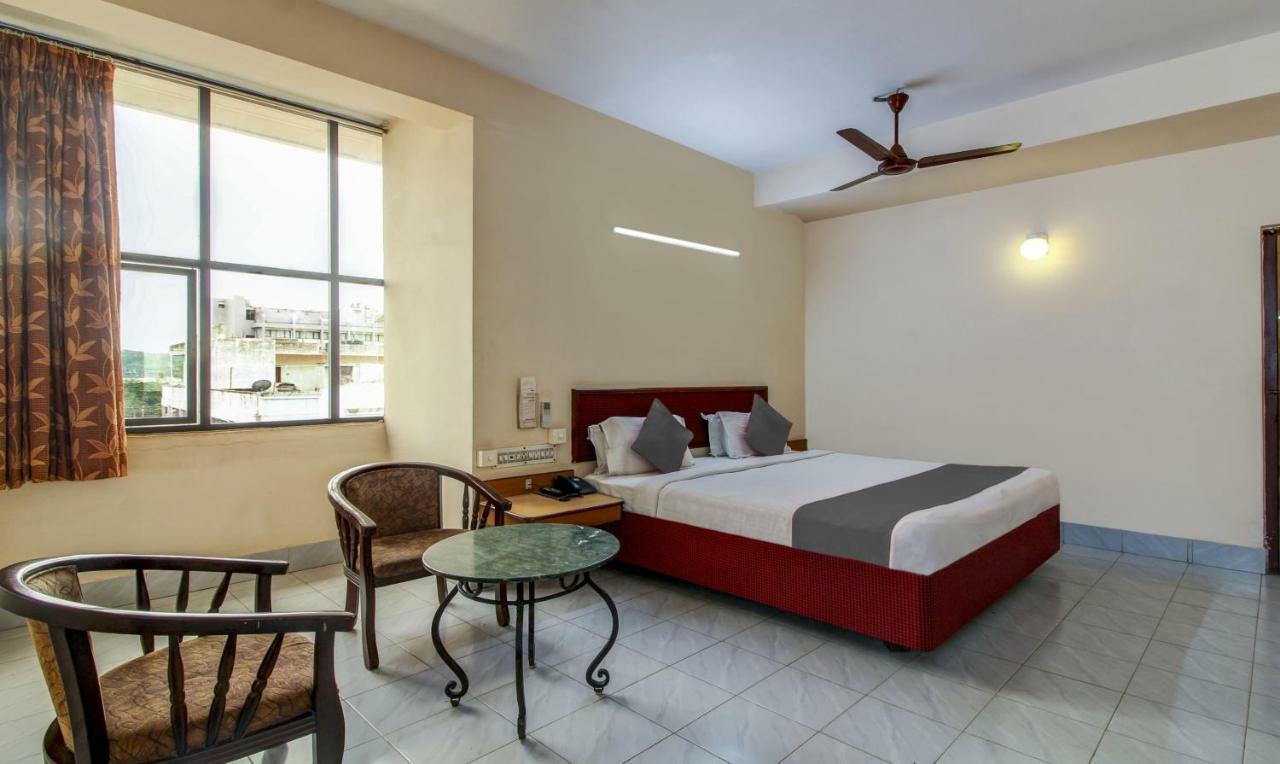 Hotel Saaket Residency Visakhapatnam Eksteriør bilde