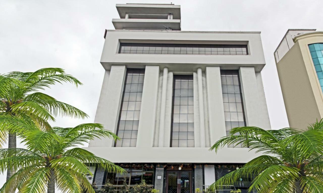 Hotel Saaket Residency Visakhapatnam Eksteriør bilde